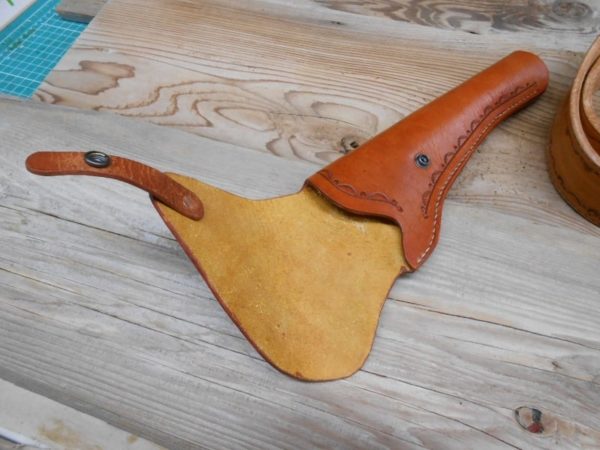 Holster - Cavalry Draw - Percussion Revolvers - Border Tooled [SL-1005] - Image 8